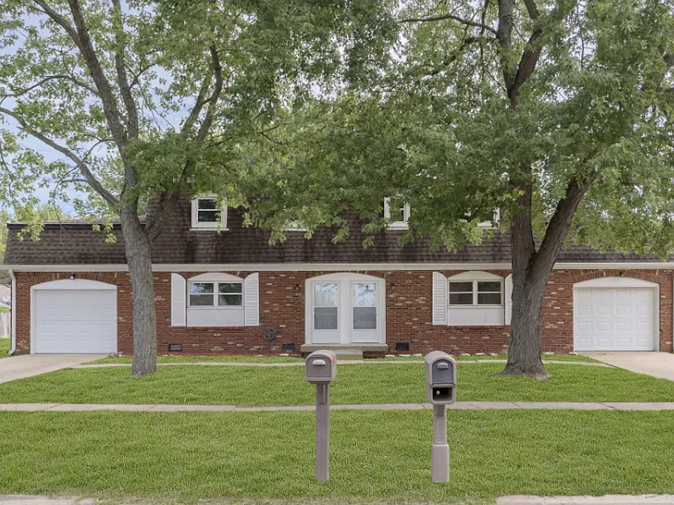 7737 - 7739 Southfield Drive