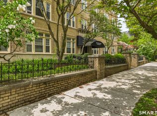 548 Orange St APT 302, New Haven, CT 06511