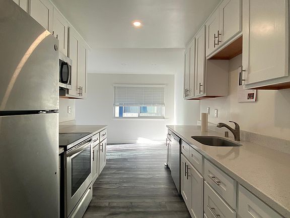 2nd image of 901 Hill St APT 7