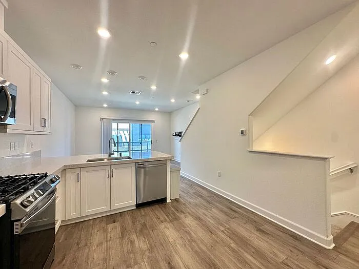 2055 Vela Ln #3220L — Photo 6