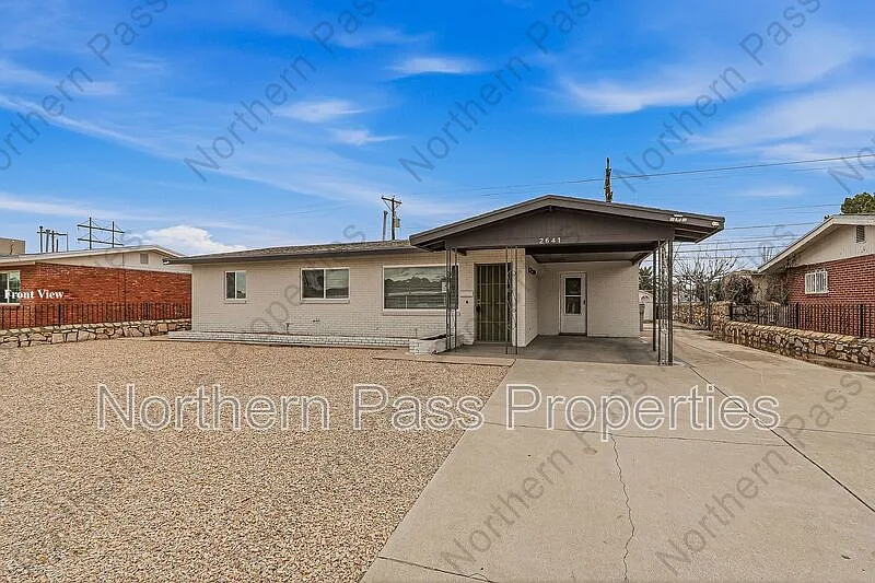 3 bed, 2.0 bath, 1252 sqft, $1,545 — Photo 3