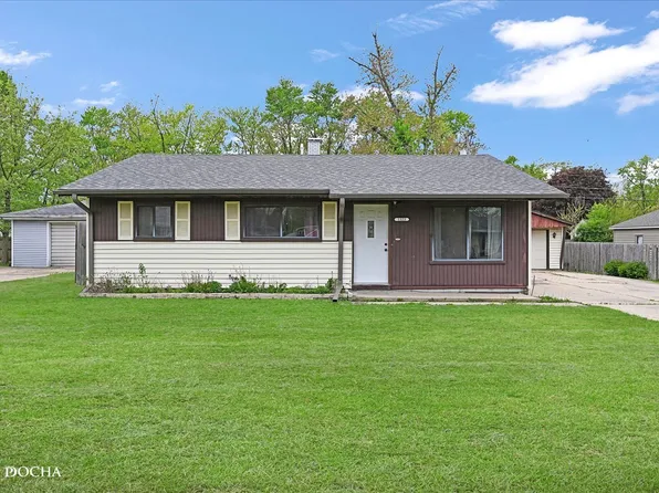 1323 Chippewa Dr, Ottawa, IL 61350