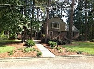 1213 Chestnut Dr, Smithfield, NC 27577