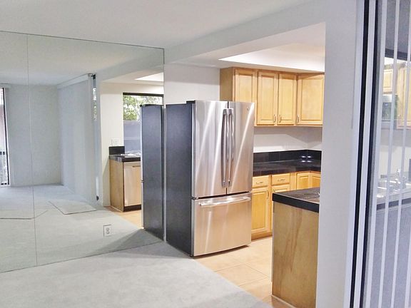 2nd image of 2501 N Indian Canyon Dr Unit 625