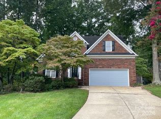 8930 McDiarmid Ln, Huntersville, NC 28078