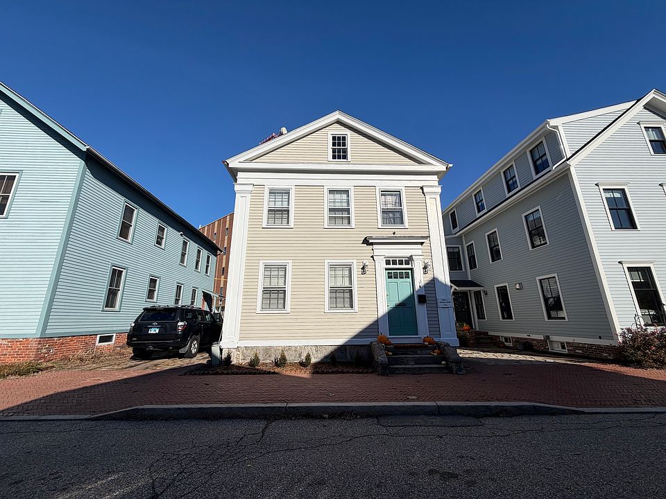 1st image of 33 Starr St