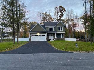 30 Bailey Dr, Rochester, NH 03868