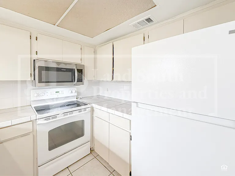 4948 Market Sq — Photo 7