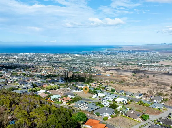 681 Noweo Pl, Wailuku, HI 96793