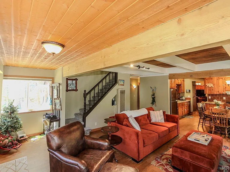 1159 Anita Ave — Photo 4