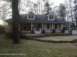 33 Creamery Rd, Colts Neck, NJ 07722