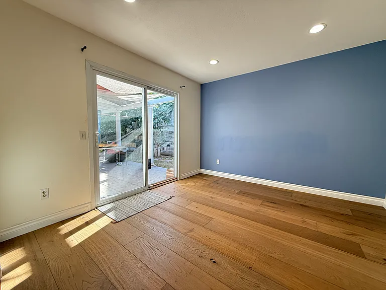 15679 Velour Dr — Photo 8