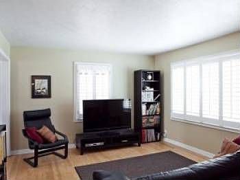 4th image of 2270 E Ramona Ave
