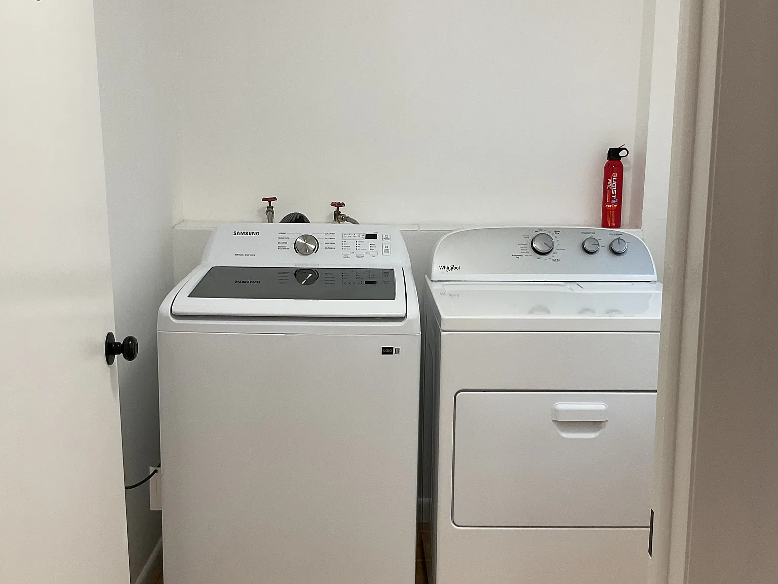 28 Sebastian Ave — Photo 3