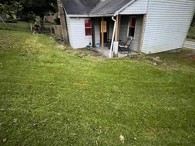 225 Thompson Run Rd — Photo 4