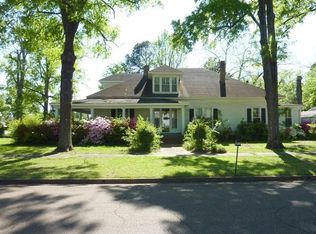 412 4th St S, Amory, MS 38821