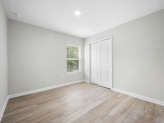 4th image of 2630 Kohn Rd