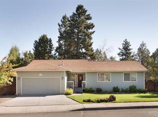 1144 SE Shadowood Dr, Bend, OR 97702
