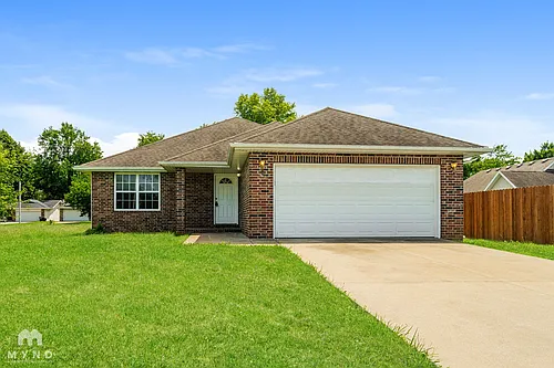 2726 E Loren Photo 1