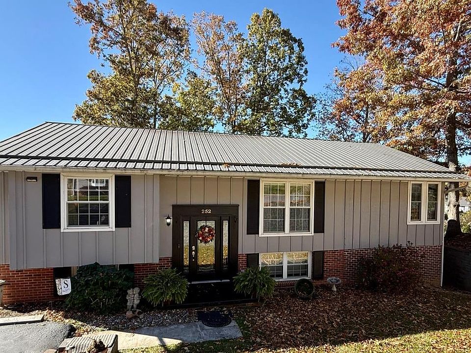 1st image of 252 Boxwood Cir
