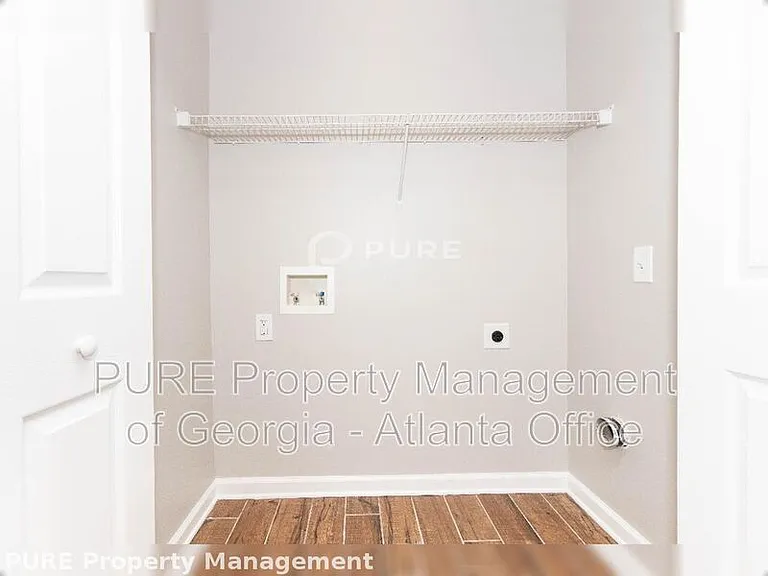 553 Scrooch Ct — Photo 11