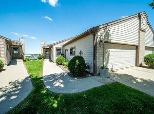 52 Conner Cir SW, Rochester, MN 55902