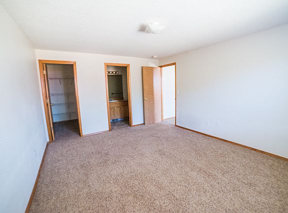 3rd image of 12116 NE 101st St