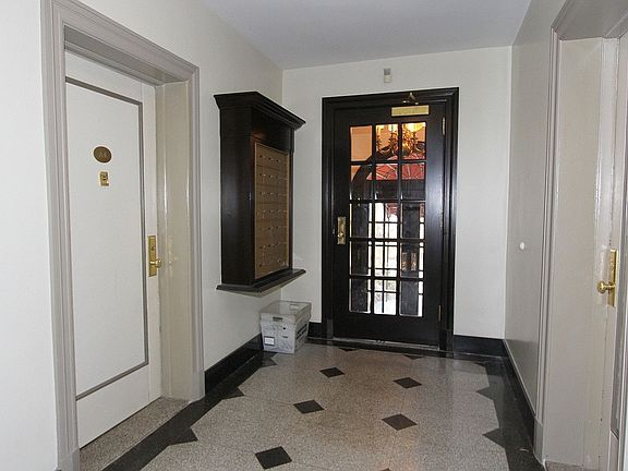 2nd image of 79 S Highland Ave APT D4