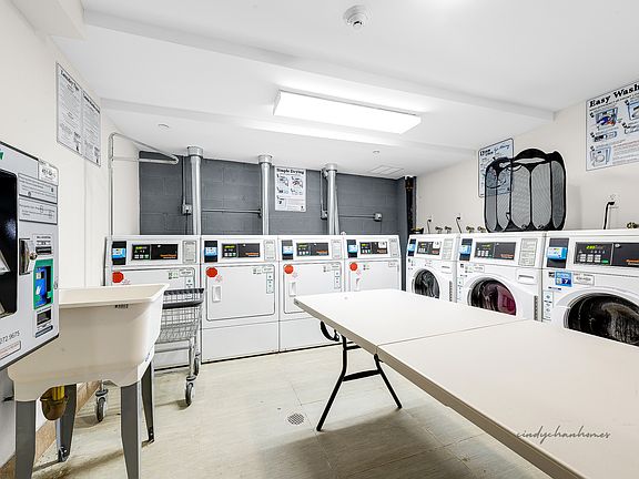 4th image of 138-12 Northern Blvd #4D