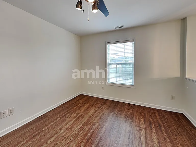 12812 Walking Stick Dr — Photo 9