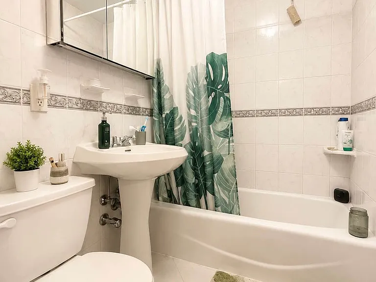 55 W 68th St #4A — Photo 7