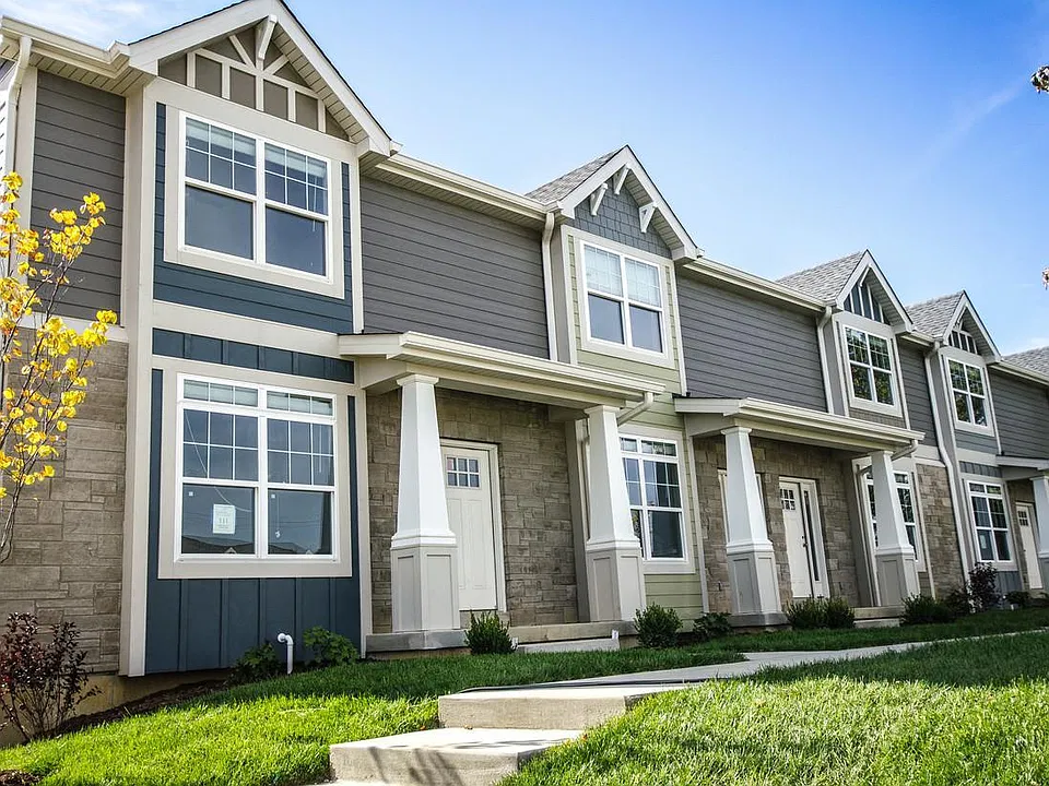 2 story town homes