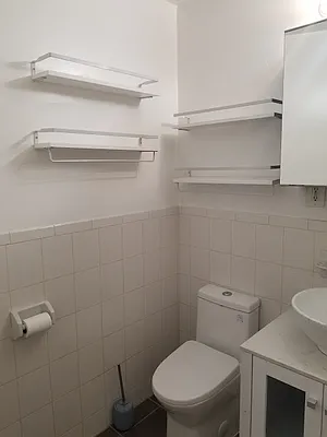 Rented by Dyer Estate Mgmt | media 25