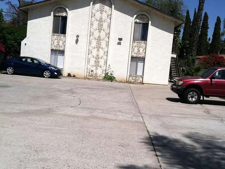 4431 Parks Ave #1 — Photo 7