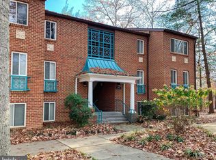 11810 Breton Ct APT 1A, Reston, VA 20191