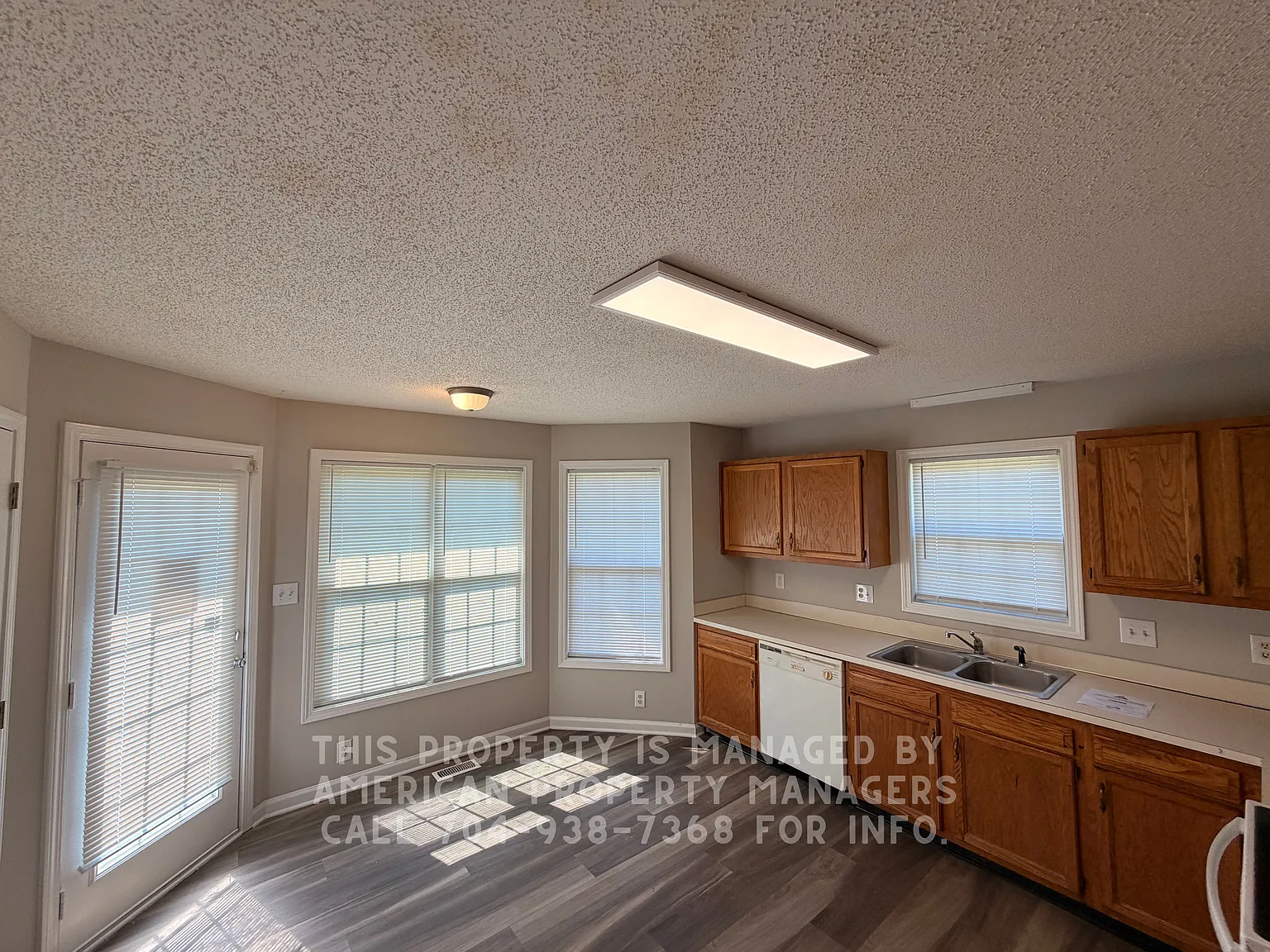 95 Suncrest Terrace — Photo 3