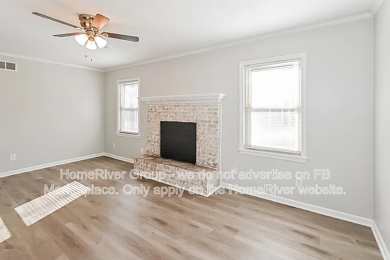 Building Photo - 4878 Fernbrook Dr