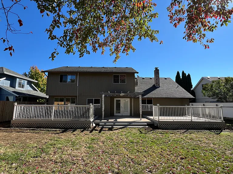 1714 SE 154th Ave — Photo 15