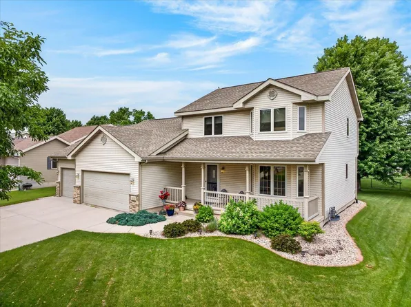 318 Burl Oak Dr, Deforest, WI 53532