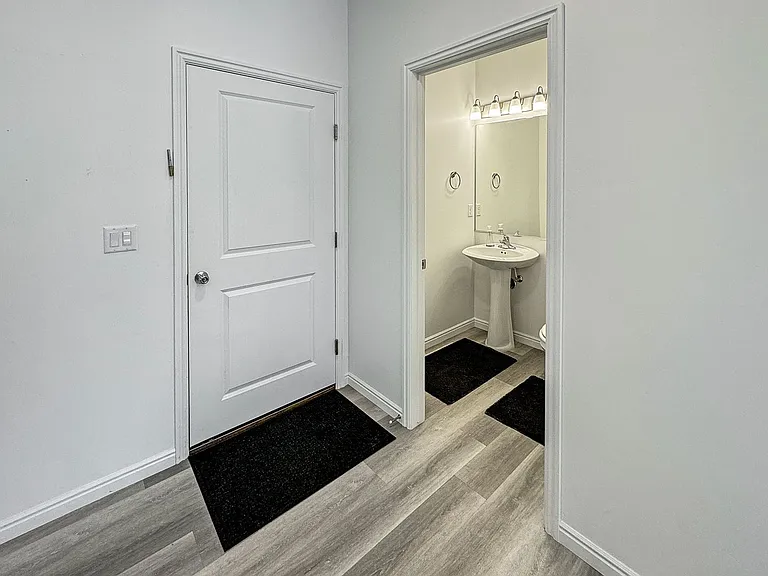 5815 S Carnelian Pkwy — Photo 8