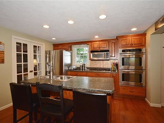 4th image of 5892 Dashwood Dr