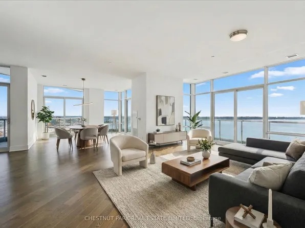 1 Edgewater Dr, Toronto, ON