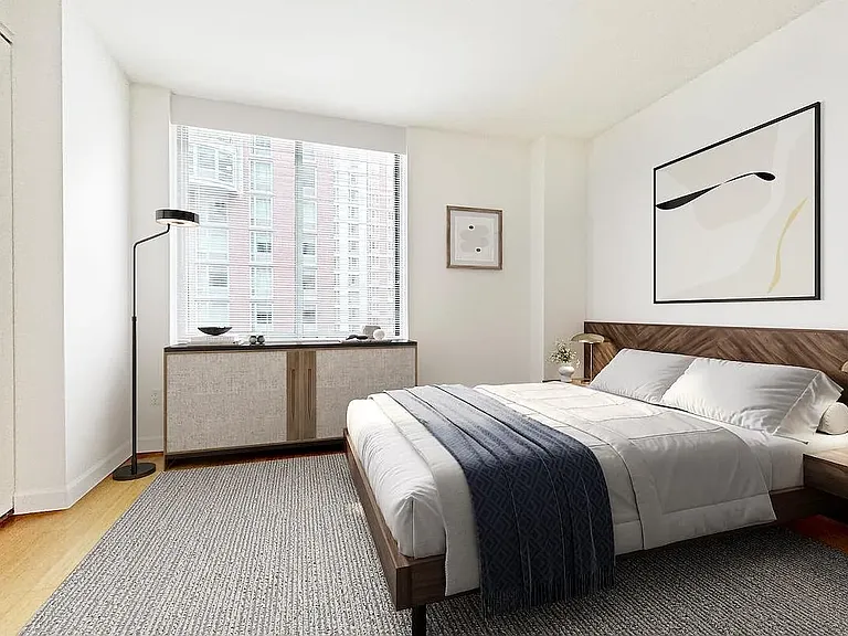 320 W 38th St #2324 — Photo 4