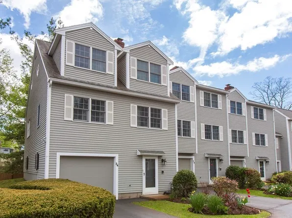 24 Lothrop St Unit 24, Newtonville, MA 02460