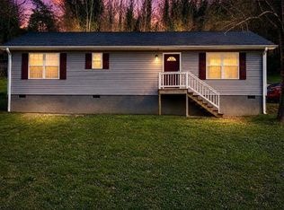 201 Tyler Ave NE, Fort Payne, AL 35967