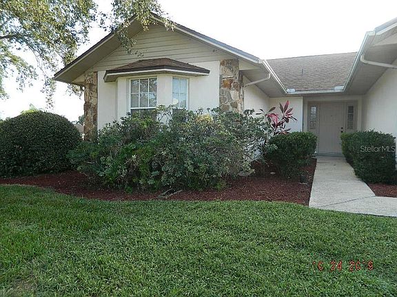 4th image of 743 Cambridge Way