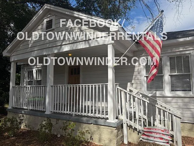 27 W Wright St
