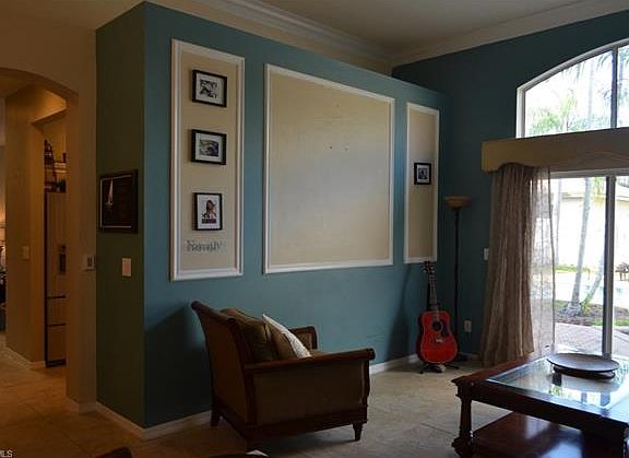 3rd image of 7910 Manor Forest Blvd