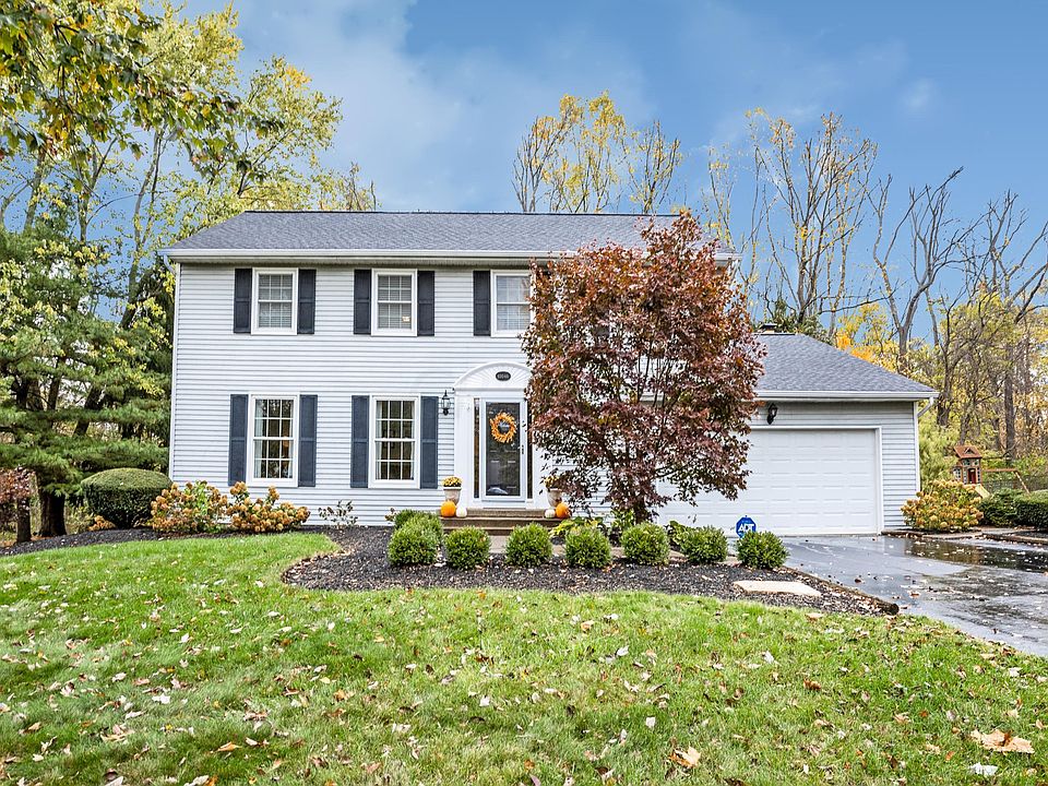 1st image of 10046 Oxford Dr