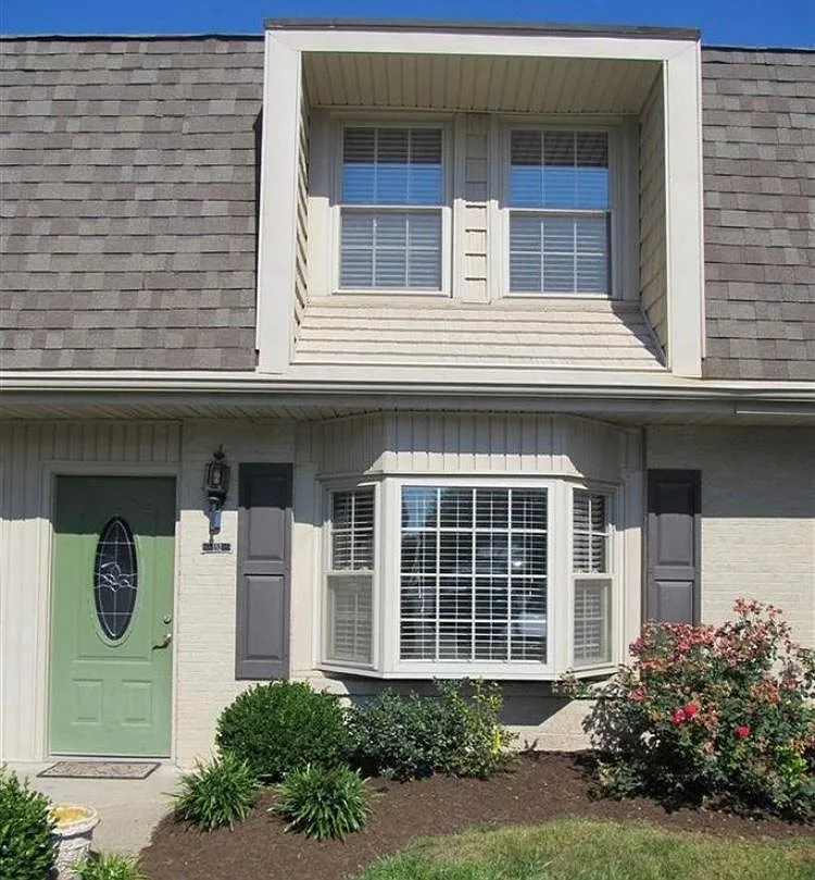 3 bed, 2.5 bath, 1465 sqft, $2,450 — Photo 1